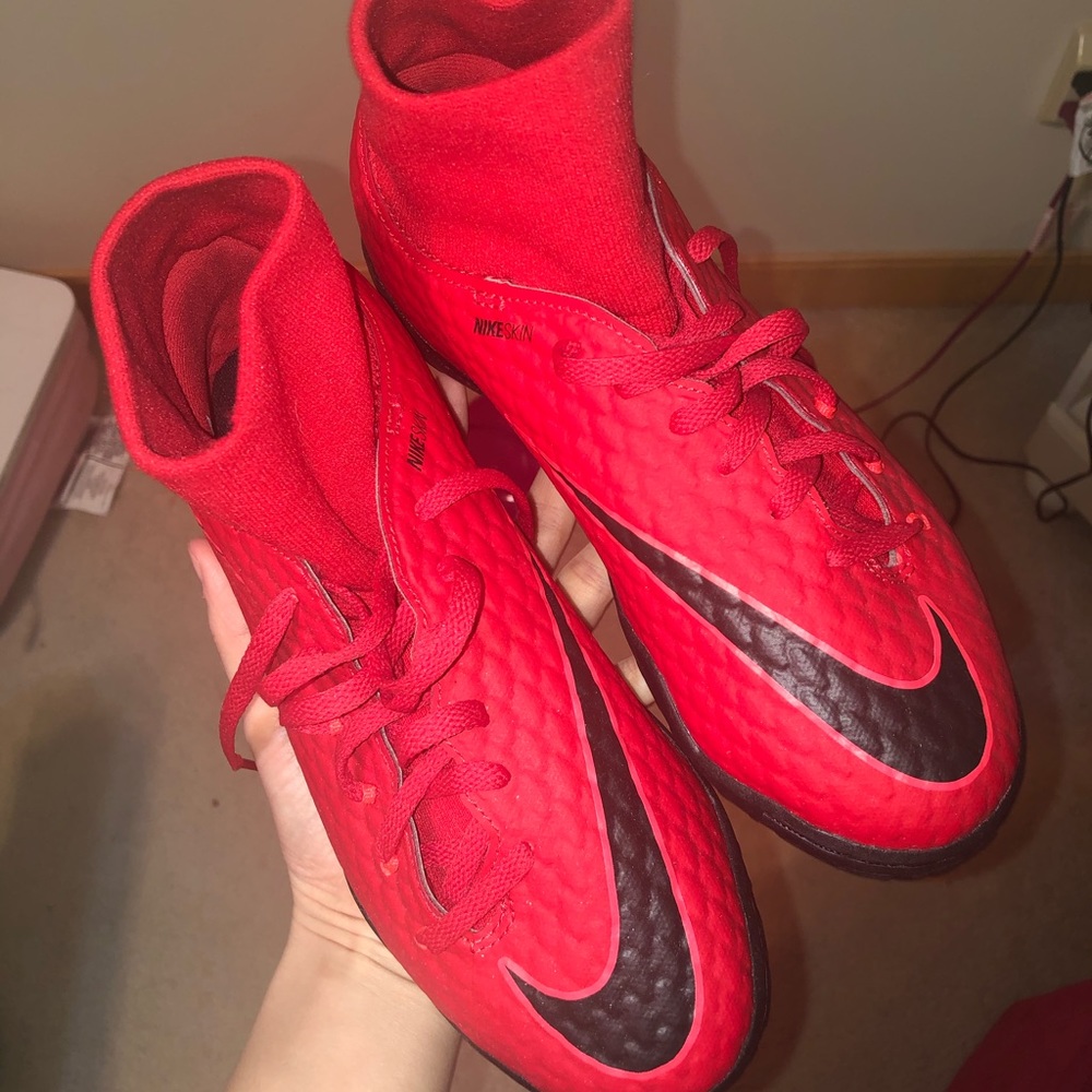 Nike HyperVenom Indoor Soccer Cleats